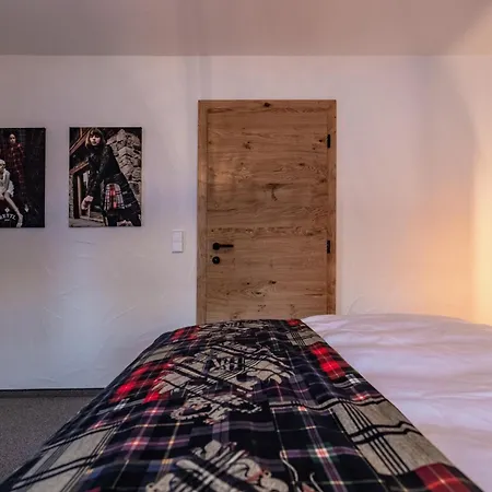 Apartament Jenul Tröpolach